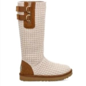 Ugg boots (brand new never worn)